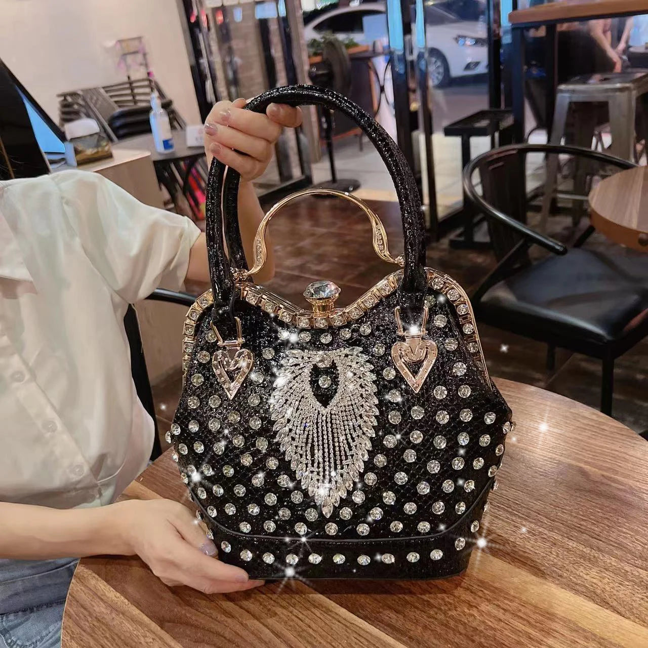 Luxury Diamond Leather Crossbody Bucket Bag