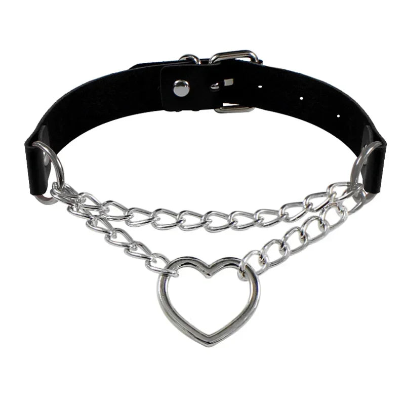 Gothic Heart-Lock Choker Necklace – Statement Accessory