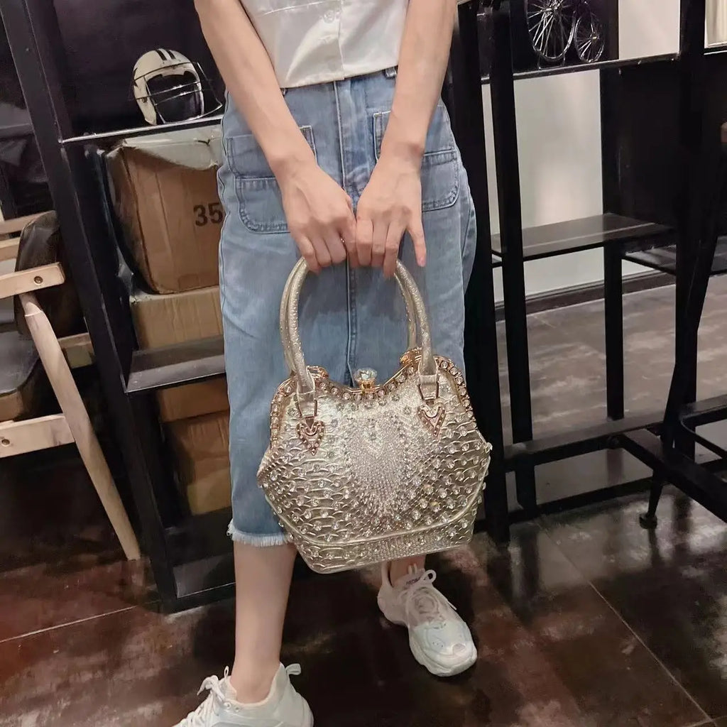 Luxury Diamond Leather Crossbody Bucket Bag