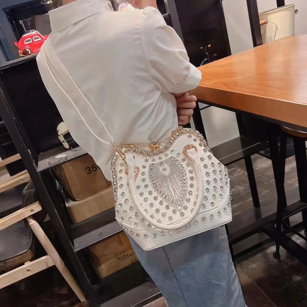 Luxury Diamond Leather Crossbody Bucket Bag