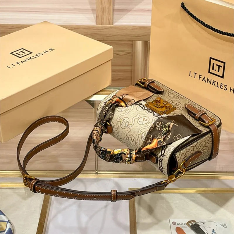 High-End Fashion Women's Shoulder and Crossbody Handbag