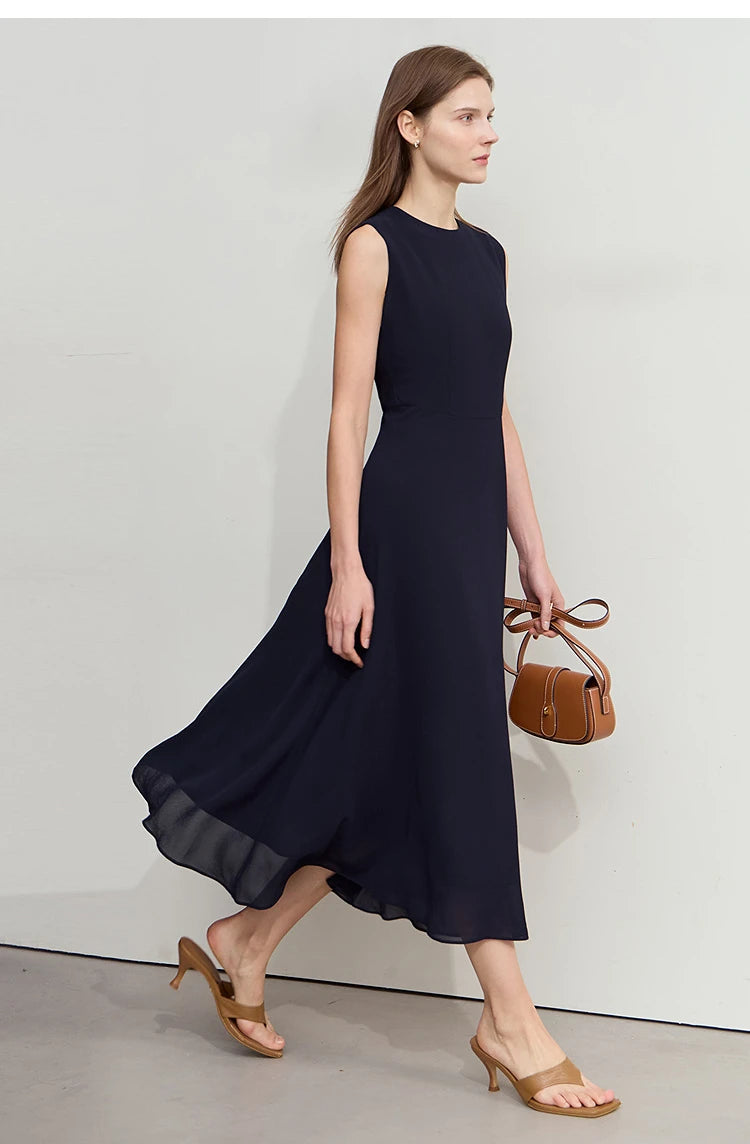 Amii Minimalist Sleeveless O-Neck Slim Midi Dress