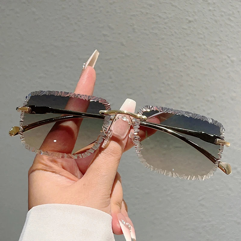 SUNGLASSES