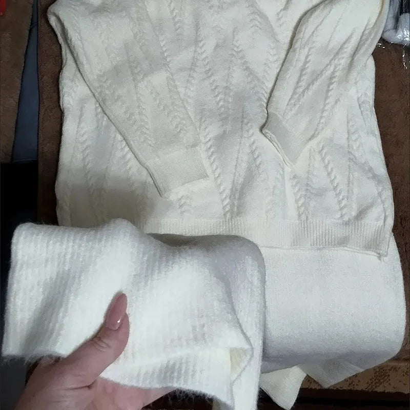 Women's Knit Turtleneck Two-Piece Set