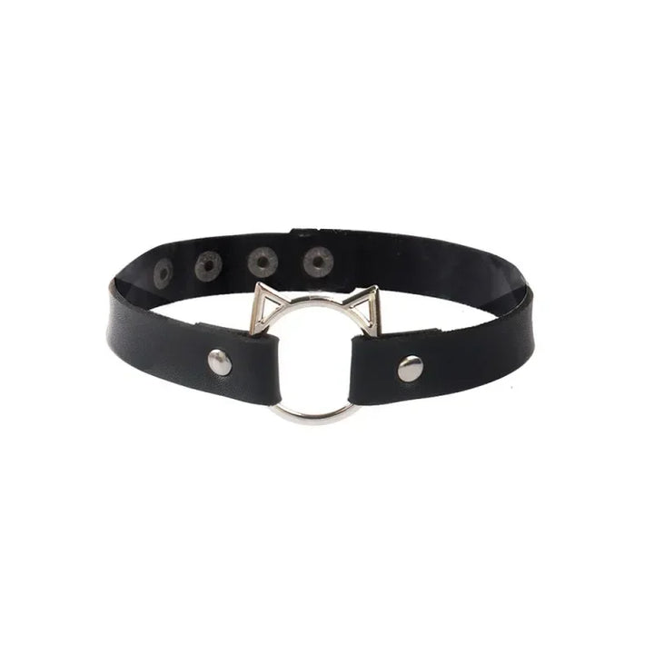 Gothic Heart-Lock Choker Necklace – Statement Accessory