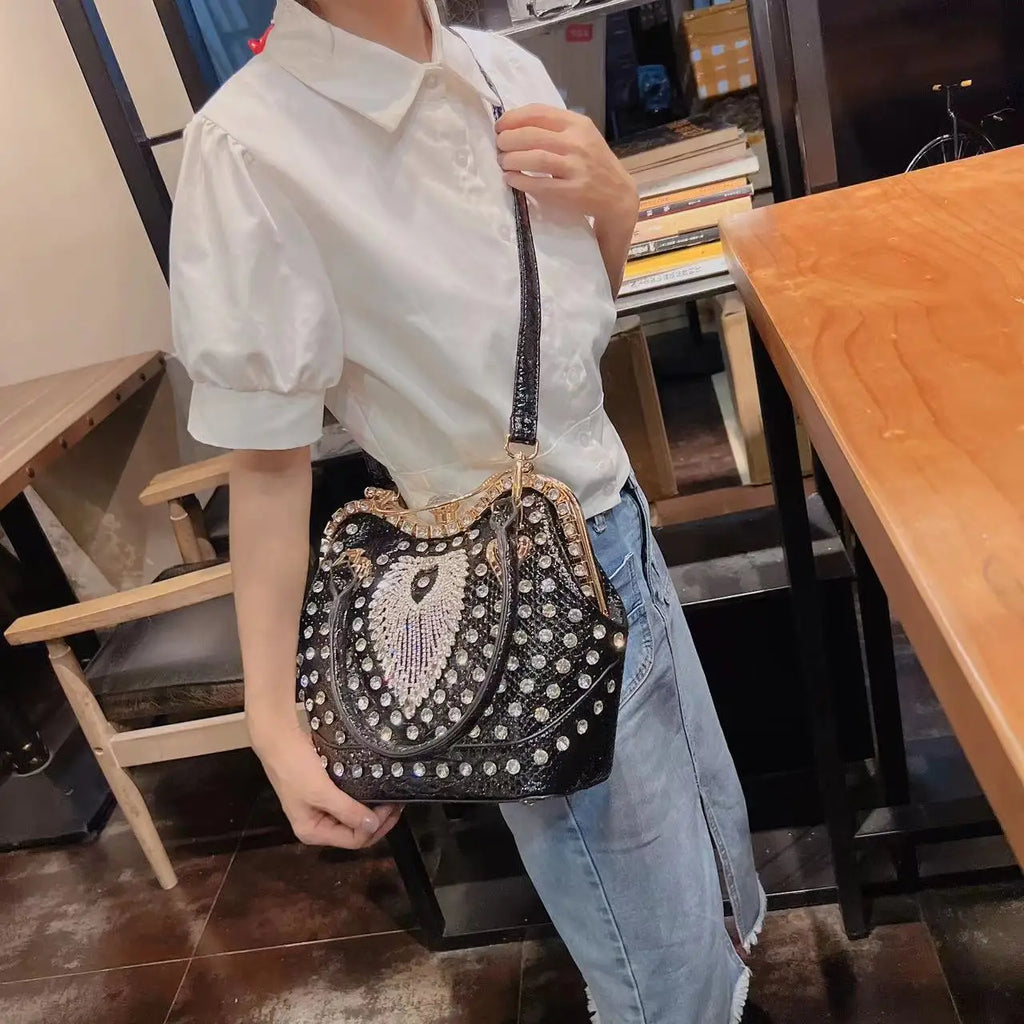 Luxury Diamond Leather Crossbody Bucket Bag