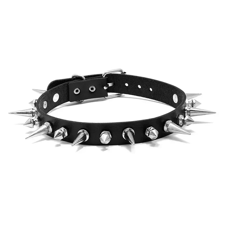 Gothic Heart-Lock Choker Necklace – Statement Accessory