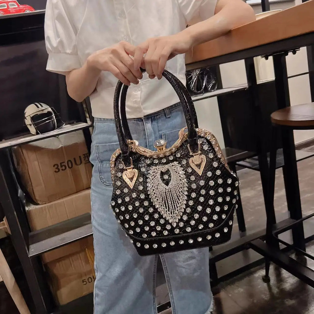 Luxury Diamond Leather Crossbody Bucket Bag